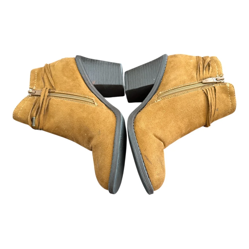 Women's Suede Ankle Boots with Fringe Detail, Tan, Size 7.5